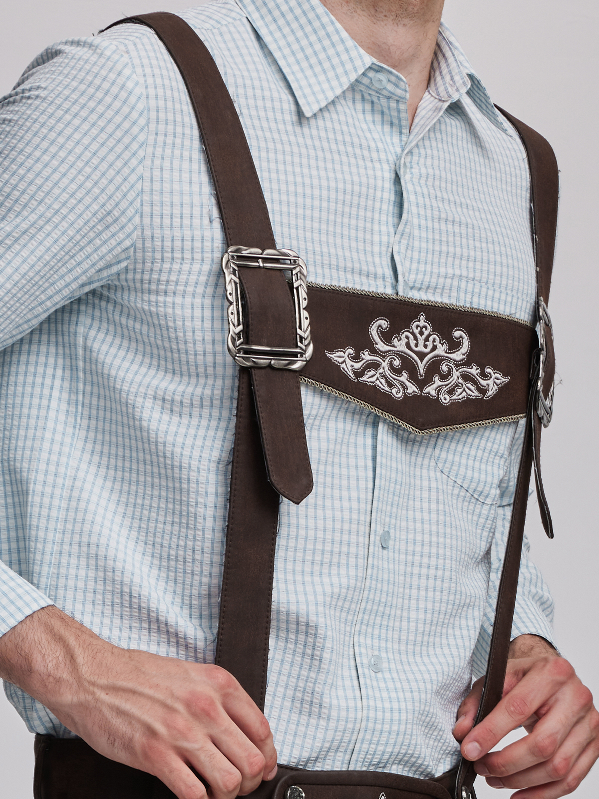 Lederhosen-Versand mit DHL