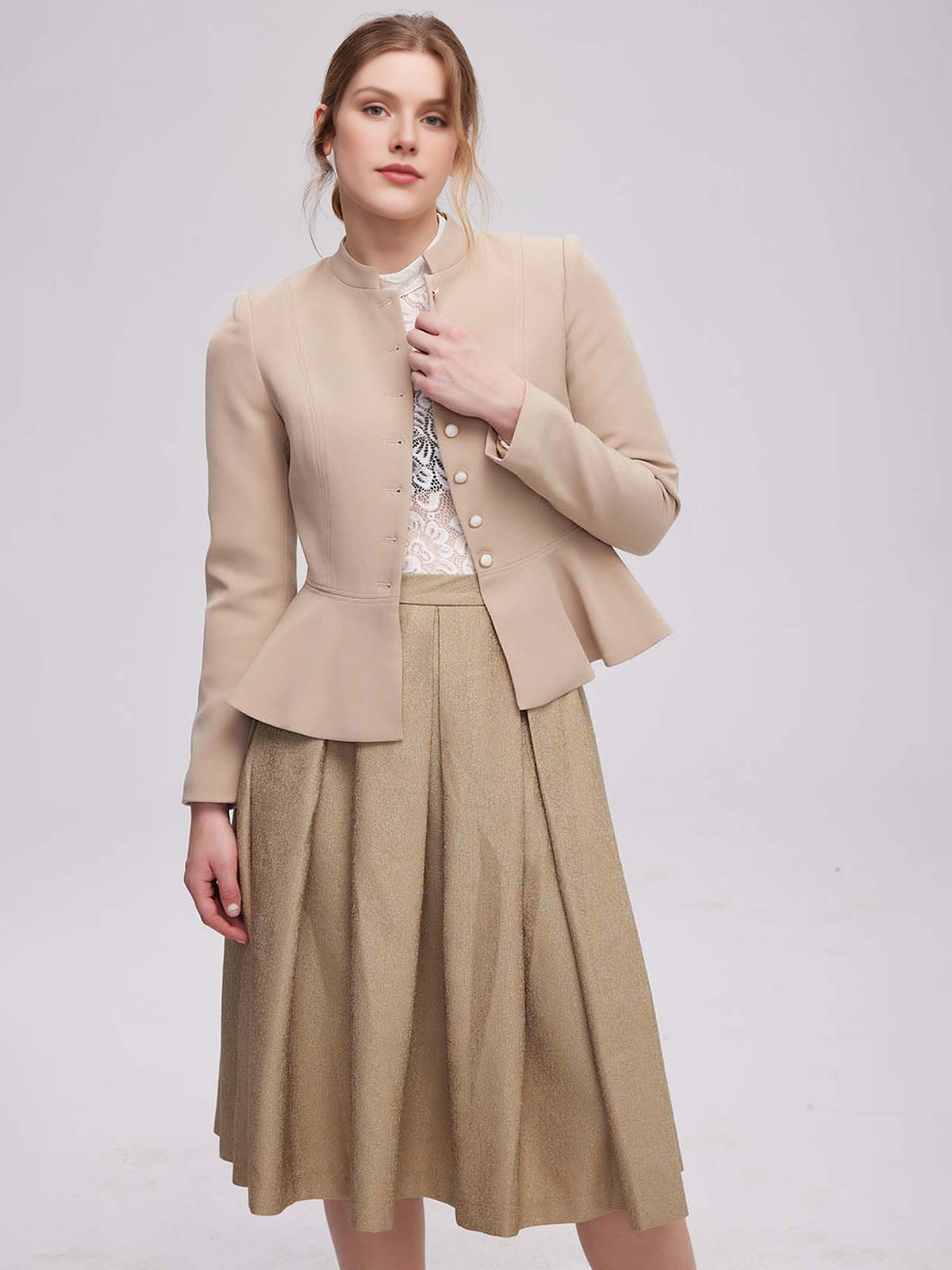Modernes Dirndl in Grün