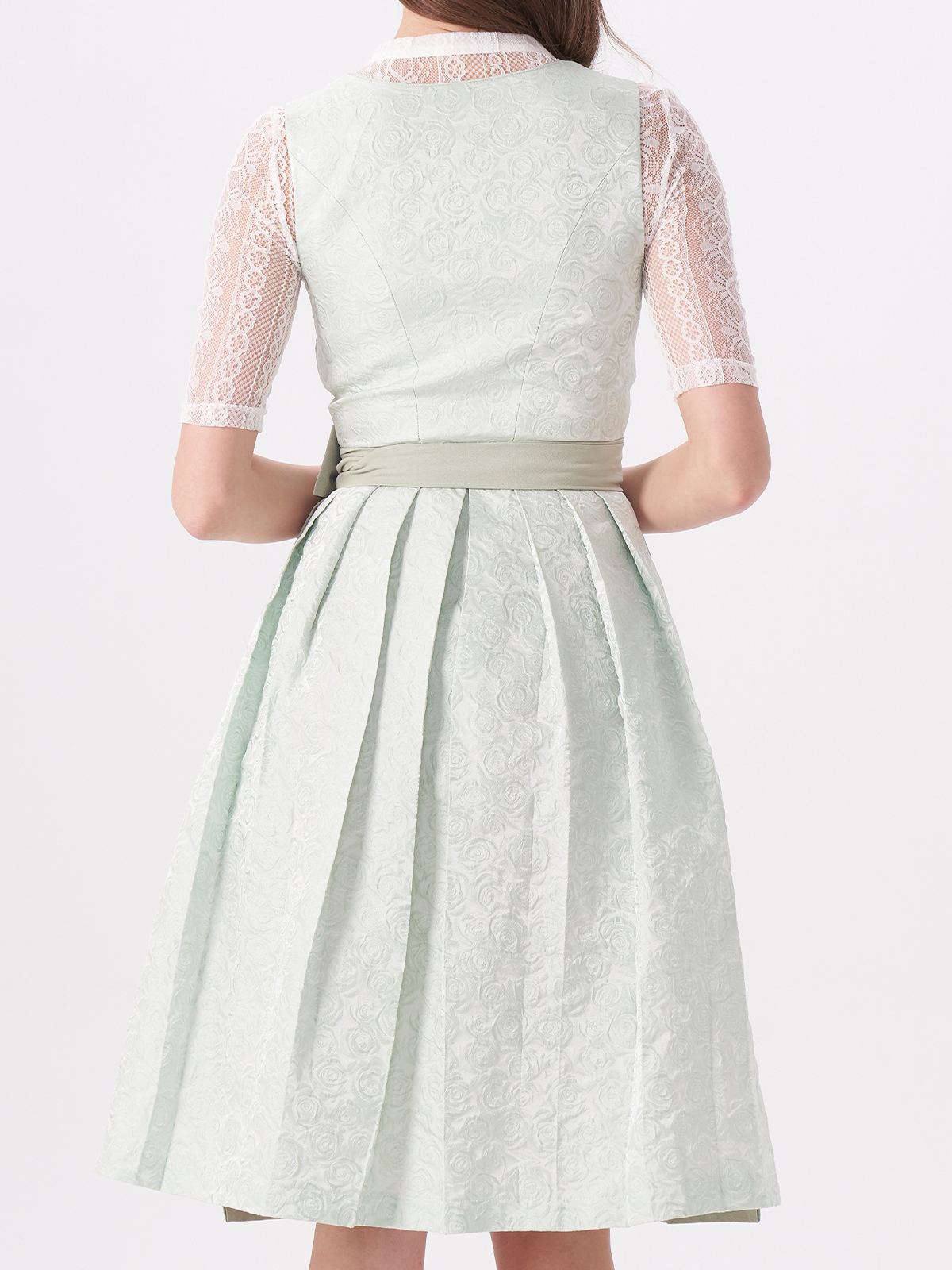 Modernes Dirndl in Grün mit weißer Bluse