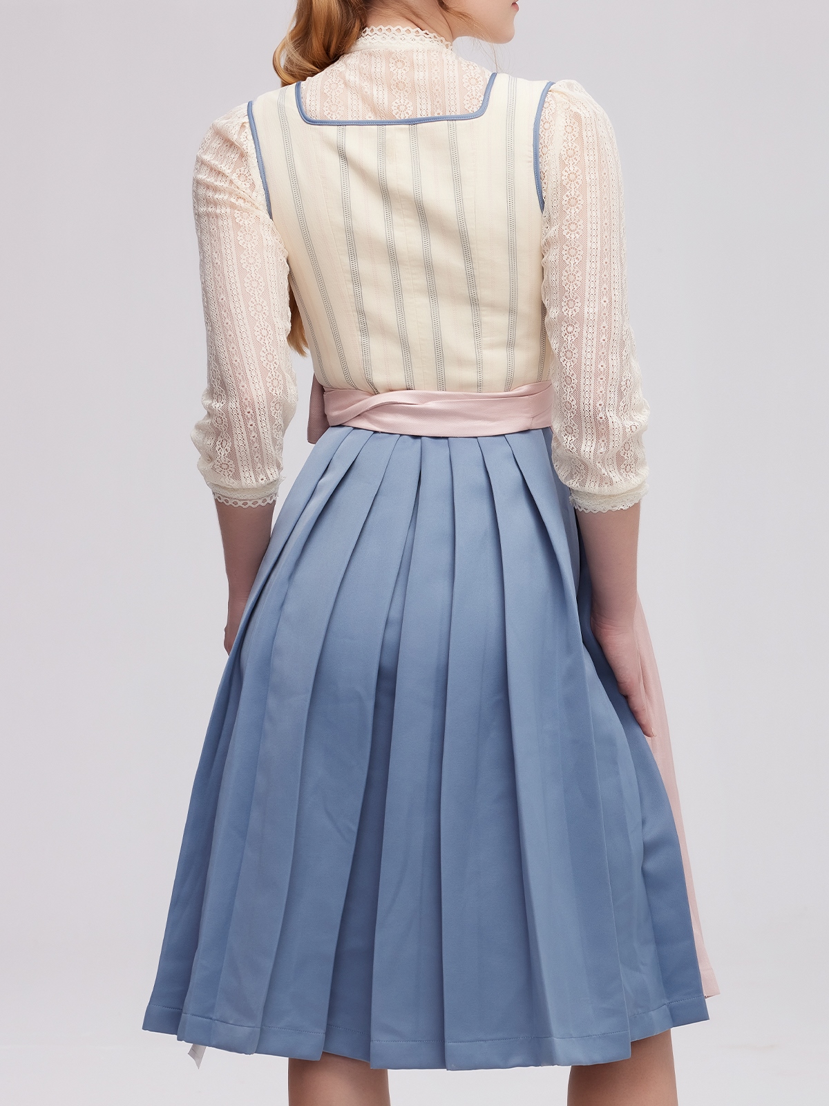 Elegantes beiges Dirndl mit floralen Details