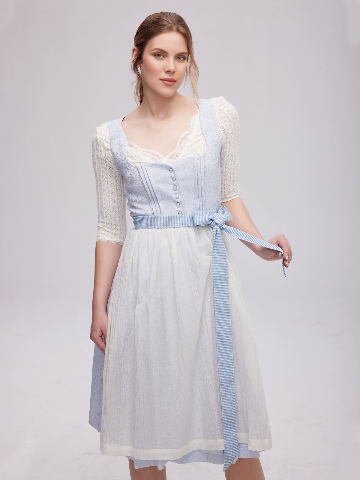 Dirndl in Blau