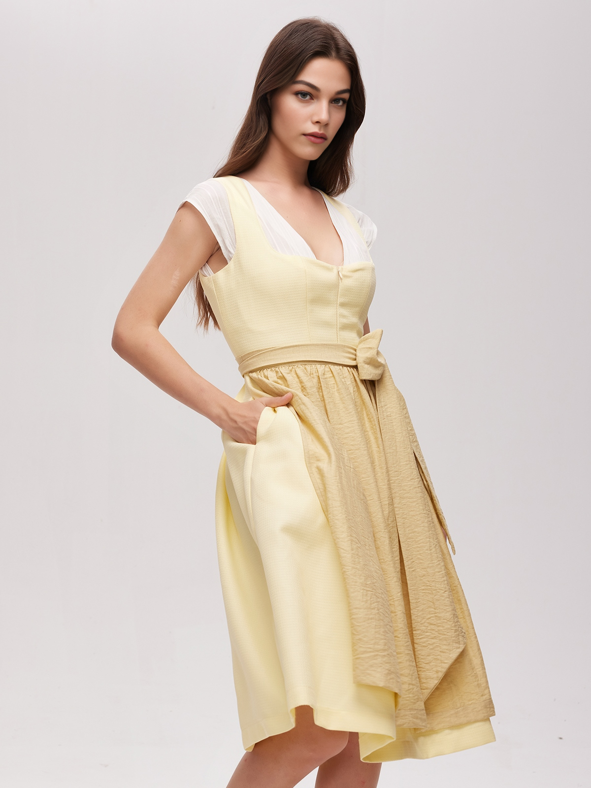 Dirndl Kleinkind in Gelb