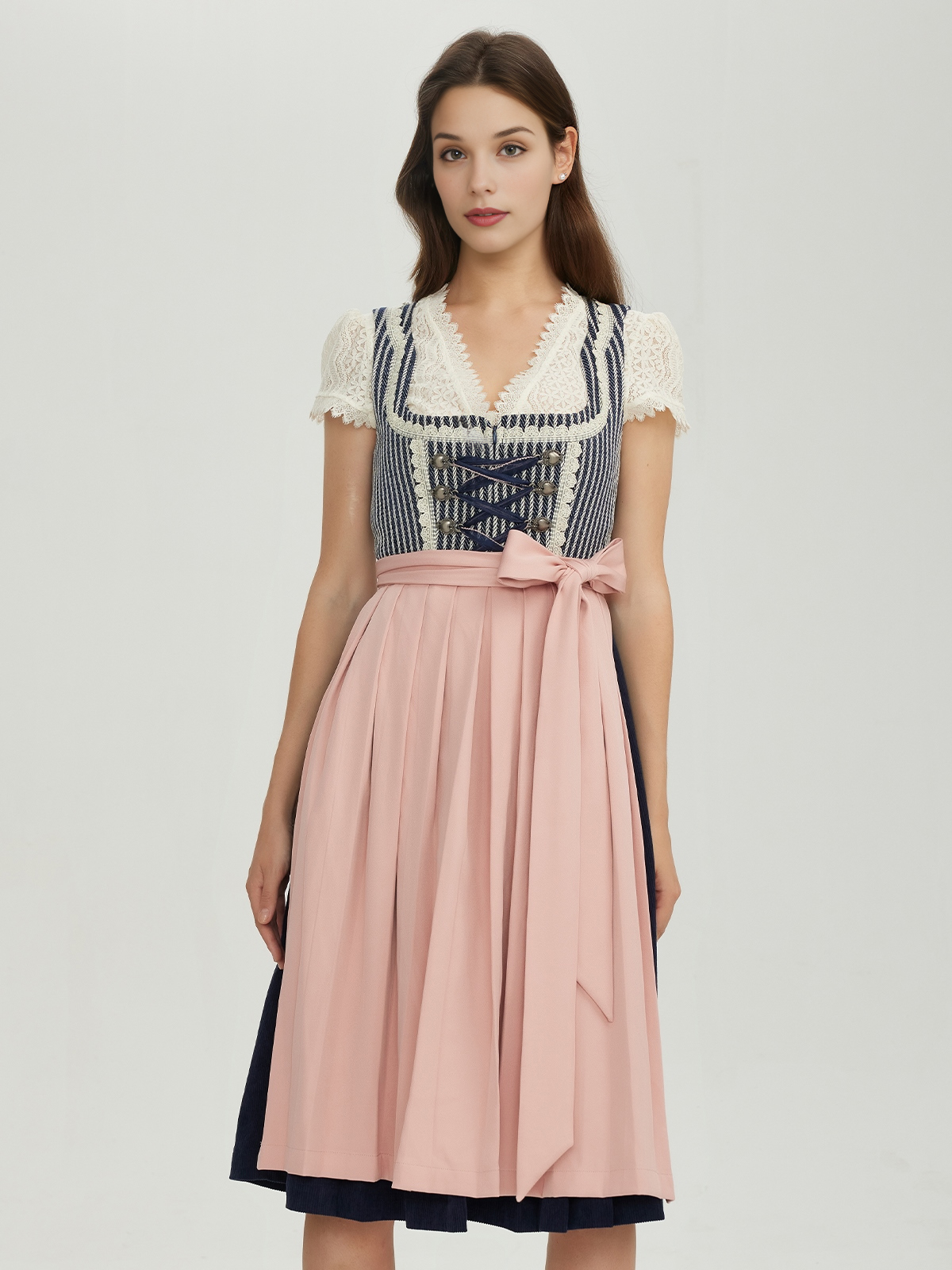 Dirndl in mint grün – ein moderner Look mit traditionellem Charme