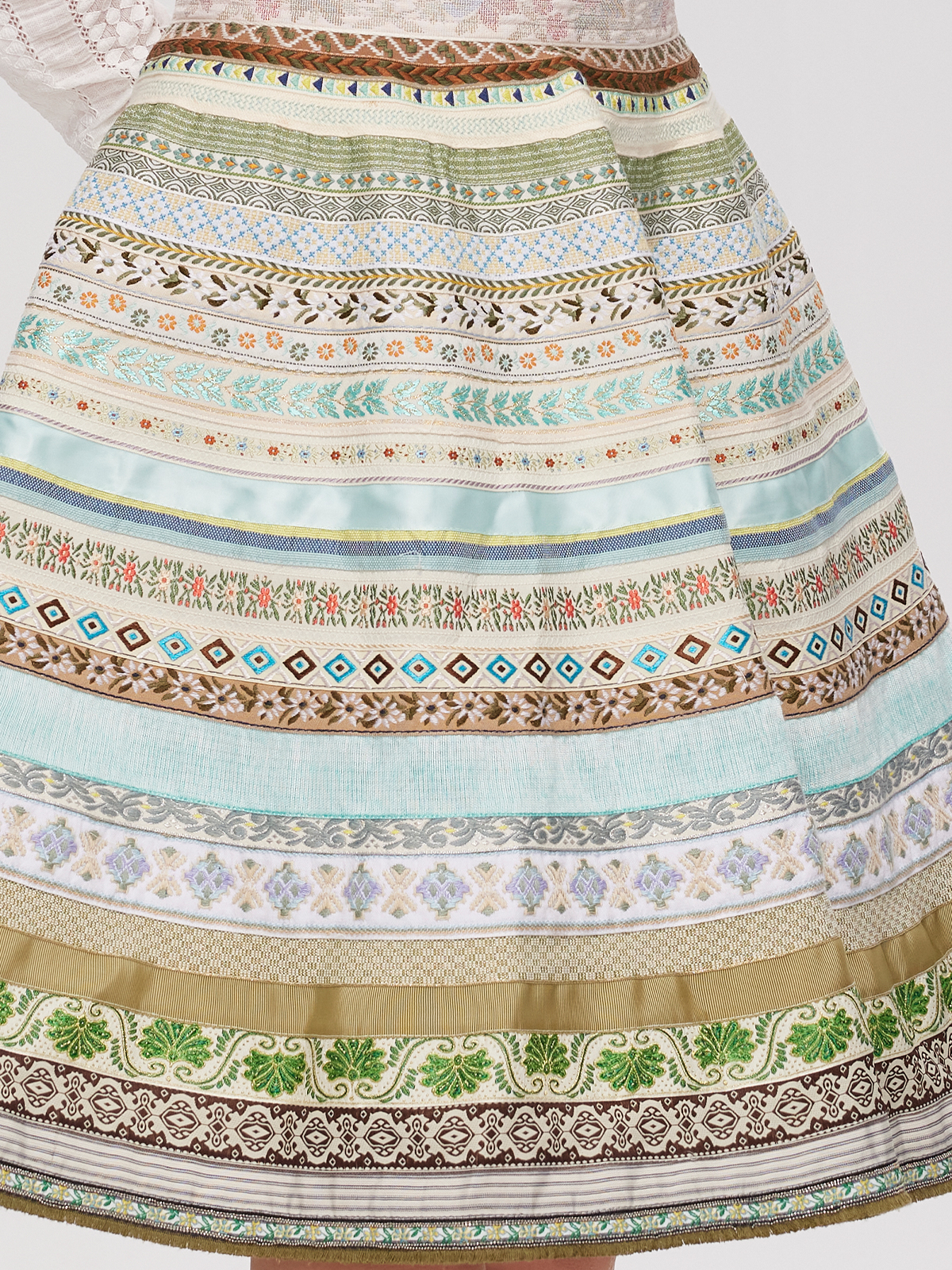 Dirndl in Grün – eine Alternative für Naturliebhaber