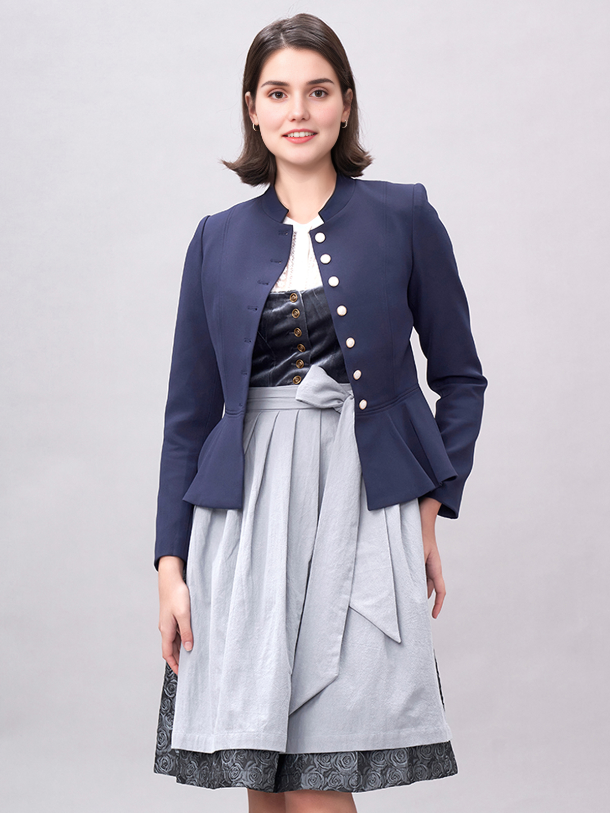 Elegante hochgeschlossene Dirndlbluse in Marineblau