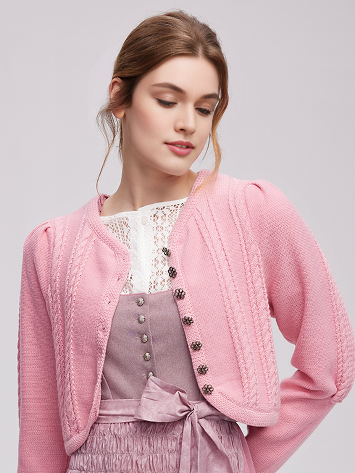 Dirndlbluse Langarm in Rosa mit Spitzendetails